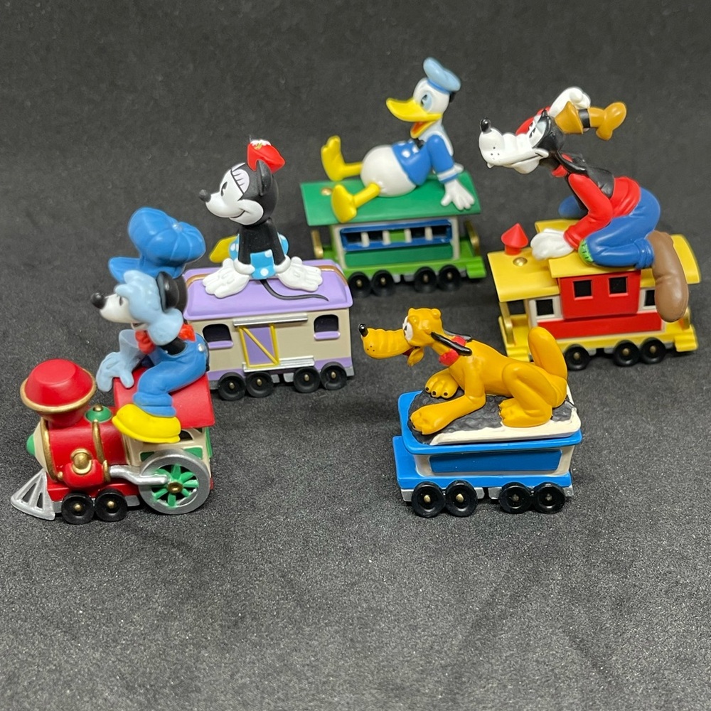 Disney Hallmark Train Set Fab Five 1998